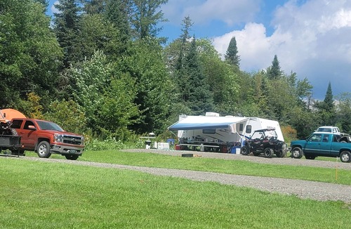 Stewartstown RV Rental | 06) The RV Campsite 2