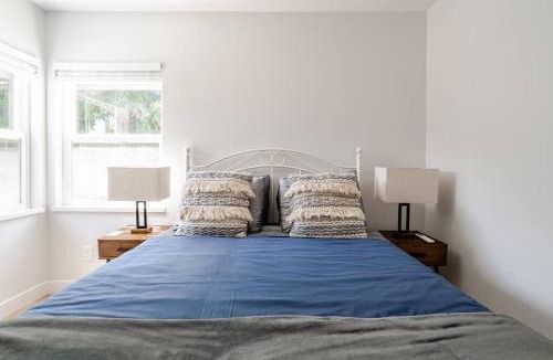 Palo Alto Apartment | 1 Palo Alto - Private Apartment with Parking, AC, Laundry, Fully Furnished