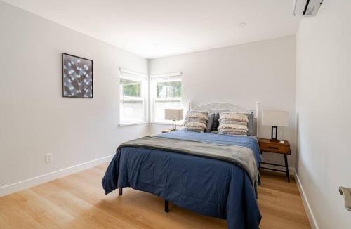Palo Alto Apartment | 1 Palo Alto - Private Apartment with Parking, AC, Laundry, Fully Furnished