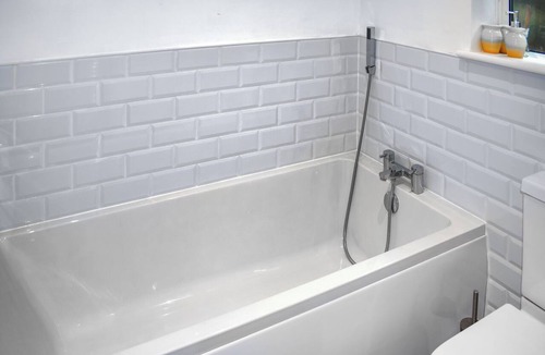 Exeter Cottage | 2 bedroom accommodation in Exeter