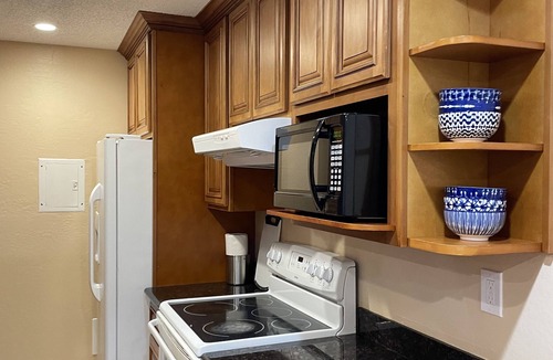 Snail Condo | 2 Bedroom Condo in the heart of Silicon Valley (Sunnyvale)