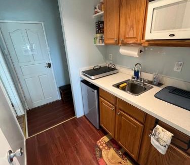 Westlake Apartment | 2 Bedroom House OR Private Studio near SF, SFSU and SFO