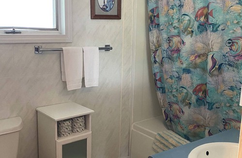Poland Cottage | 2 Bedroom Lakeside cottage at the 500 acre Poland Spring Resort with lots of onsite activities!