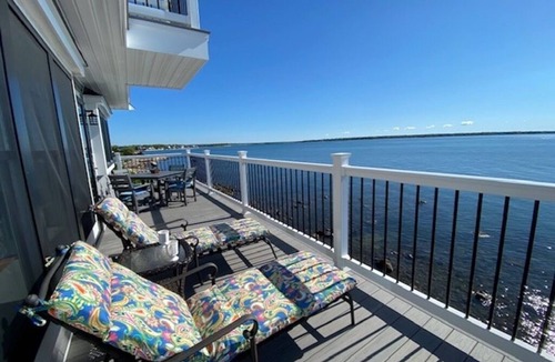 Wilburs Point House | 2-bedroom ocean-front Fairhaven home overlooking Buzzards Bay