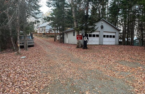 Jackman House | 2 bedroom private custom built home with loft.