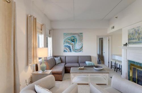Sugar Mountain House | 2 Mi to Ski Resort! Sugar Mtn Condo w/Indoor Pool