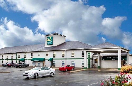 Obetz Hotel | 2-Star Hotel ∙ Quality Inn & Suites South/Obetz