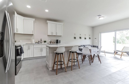 Westminister House | 2023 NEW 3 BR 2 BA Modern Hidden Gem