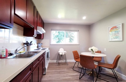 Jackson Park Apartment | 261-11 Cozy 1-Bedroom Apartment near Downtown Mountain View