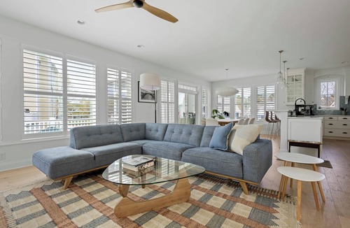 Long Neck House | 26960 Sunburst Path, The Peninsula