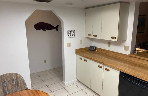 Pelican Condo | 2BR CONDO W/POOL ON CANAL