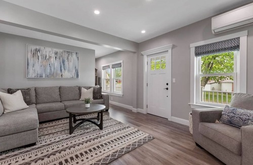 Colebrook House | 3 Bedroom Bougie Retreat On Trails