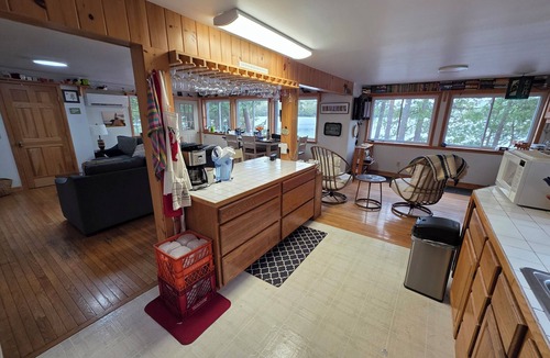 Mount Vernon House | 3-Bedroom House on Beautiful Flying Pond in Mt. Vernon, ME