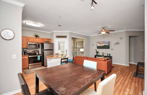 Woodlake - Briar Meadow Apartment | 3 Beds Hot Spot HTX W/Private Garage