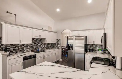 Mariner House | 3 BR Private Salt Water Heated Pool Home with Large Outdoor Patio!