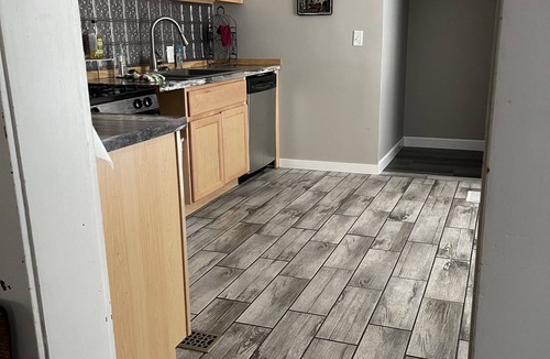 Westside Connection House | 3 Miles to Downtown 3 Bedrooms 2 Full Baths. Kitchen, Dining & Gathering areas.