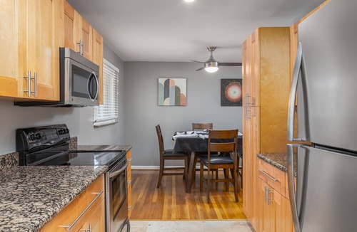 Knolls Thomas House | 30 Day Minimum Rental - 3BR House - Close to OSU - Walk to Riverside Hospital
