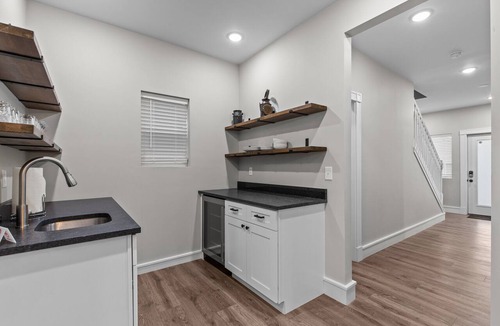 The Gate Cottage | 3323: Uptown Elegant Escape by JZ Vacation Rentals