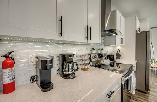 Caloosahatchee House | 4 Bdrm, Bright and Spacious! 21 reviews,Villa 20