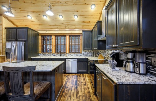 Hochatown Cabin | 4 Bedroom 3.5 Bath-Pickleball/Basketball Court, Game Room, Hot Tub & Playground