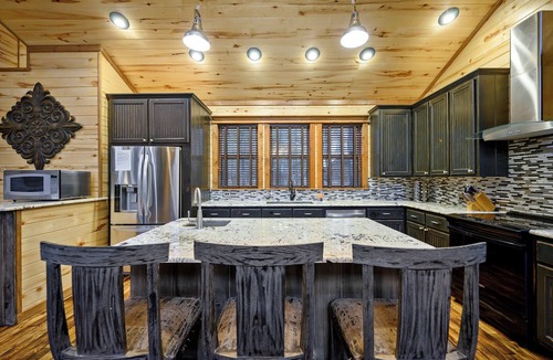 Hochatown Cabin | 4 Bedroom 3.5 Bath-Pickleball/Basketball Court, Game Room, Hot Tub & Playground