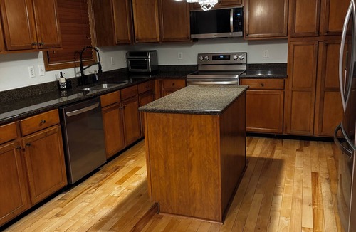 Tuttle West House | 4-bedroom house in Dublin close to ,zoo shopping,restaurant,airport ,5 star