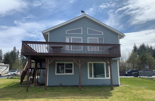 Kodiak House | 4-bedroom house in quaint Kodiak for your getaway