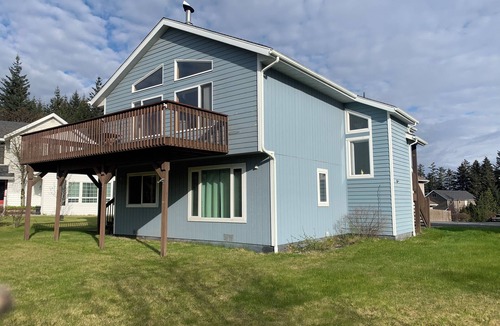 Kodiak House | 4-bedroom house in quaint Kodiak for your getaway