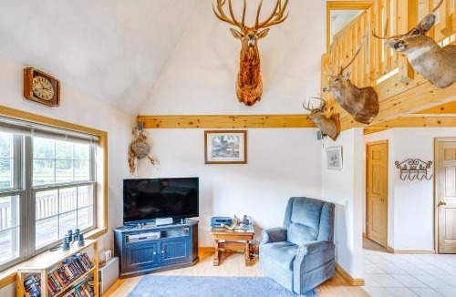 Jay House | 5 Mi to Jay Peak Resort: Cabin w/Pond Access!