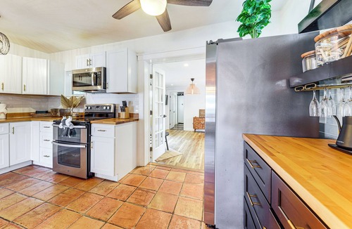 Edgewood House | 5 Mi to Las Olas Beach! Bright Home w/Fenced Yard