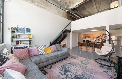 Otterbien Home Apartment | 5102 Peters · Large loft near Kings Island. On bike trail/River.