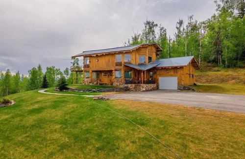 Harding-Birch Lakes Cabin | 6810 Orchid Dr, Salcha, AK - Log Cabin with Mountain Views, Sauna Included
