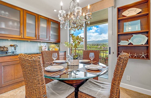 Kaanapali Condo | 8th Floor 2BR Corner Suite with Oceanview Balcony