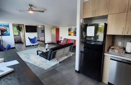 Minerva Apartment | A private lakefront escape