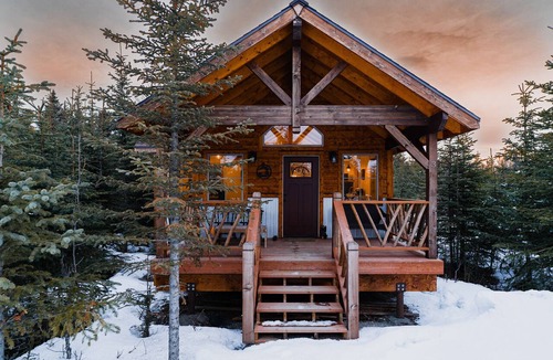 Anchor Point House | A Woodland Cottage-Fireweed Meadows Vacation Rental