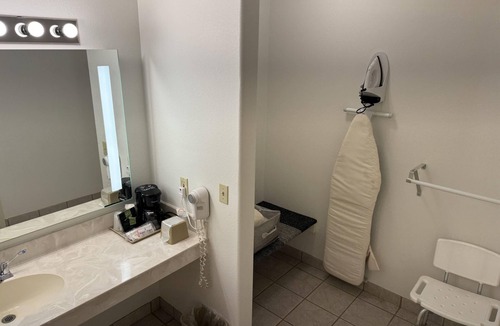 Monticello Hotel | Abajo Lodge