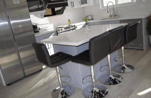 Piedmont House | Abode #1 New Modern Luxe Spacious 2B/2B EV Charger