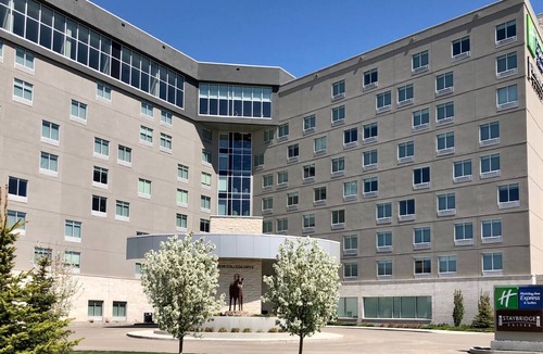 Saskatoon Apartment | Accessible Suite in Saskatoon | Free Breakfast!