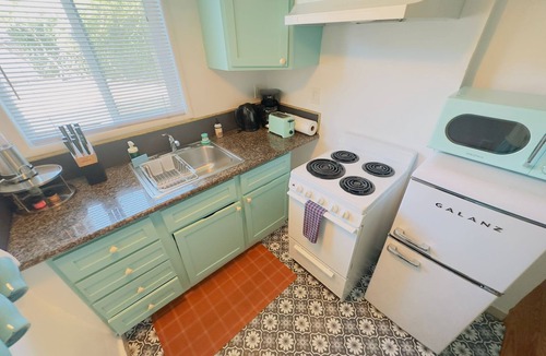North Berkeley Apartment | Affordable 1-BR in North Berkeley Near UC Berkeley & Parks