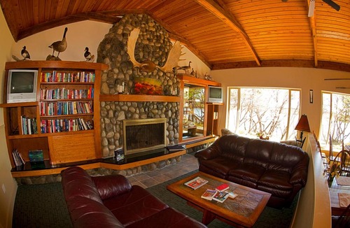 Bristol Bay Borough Cabin | Alaska King Salmon Lodge