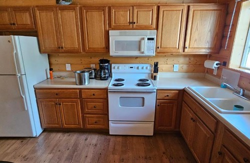 Cohoe House | Alaska Summers Lodge Cabin 5-Near Mouth of Kasilof River