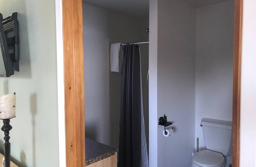 Sitka Apartment | Alaskan Waterfront Studio Apartment (Wolf Suite) Vacation Rental