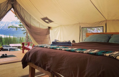 Sutton Hotel | Alpenglow Luxury Camping