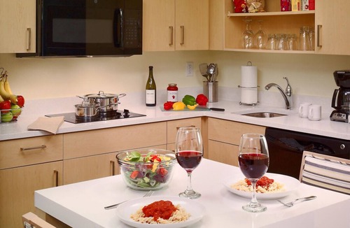 Dublin Resort | Always A Great Idea To Unwind! Free Parking, Pet-friendly Property