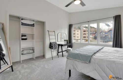Alyeska Apartment | Alyeska Slope-Side Sanctuary