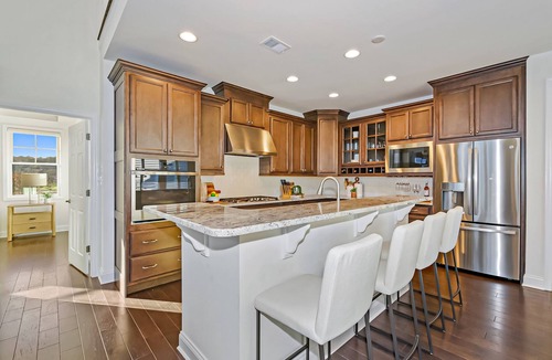 Long Neck House | Amazing Peninsula retreat with pools, hot tubs, sports courts, & ample golfing