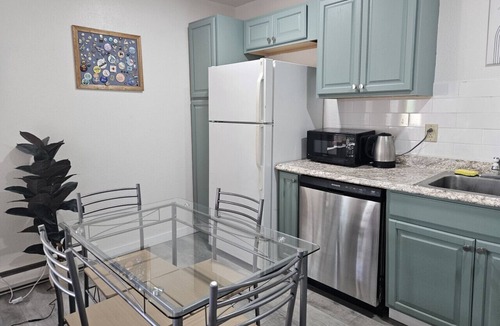 Campbell Park Apartment | Apartment Close to Hospital and UAA