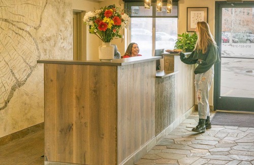 Basalt Hotel | Aspenalt Lodge