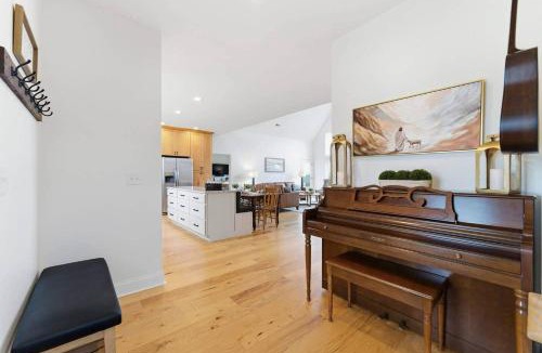 Calhoun House | *Back2School* Peaceful Private Mountain View Home