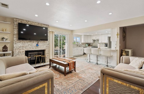 Hercules House | Bay Area Haven: 3BR with Spacious Living Room & Scenic Views